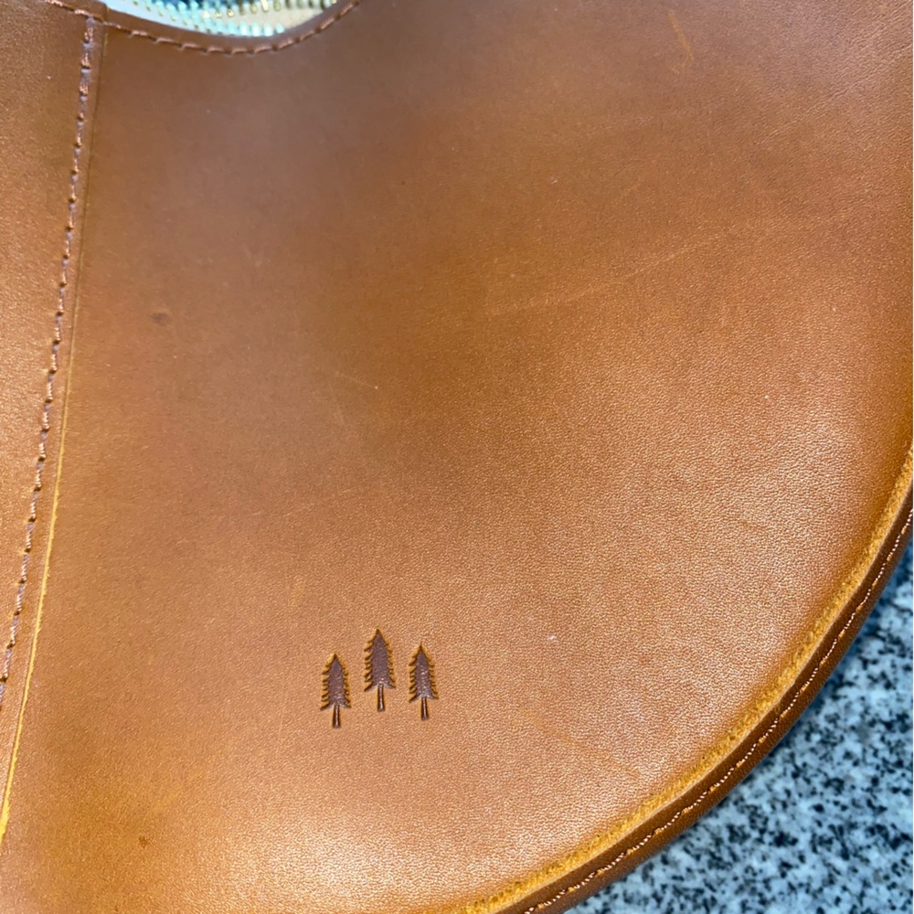 Portland Leather Goods Nora Bag in Honey - Picture 4 of 10